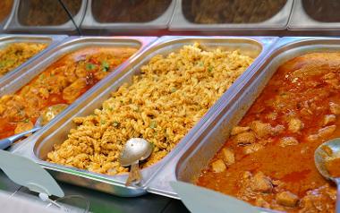 Chicken jalfrezi, pasta chicken mince curry and chicken curry close up